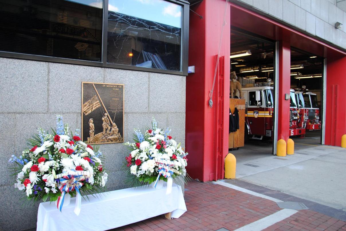 E4l15-in-memory-b E4l15-in-memory-b